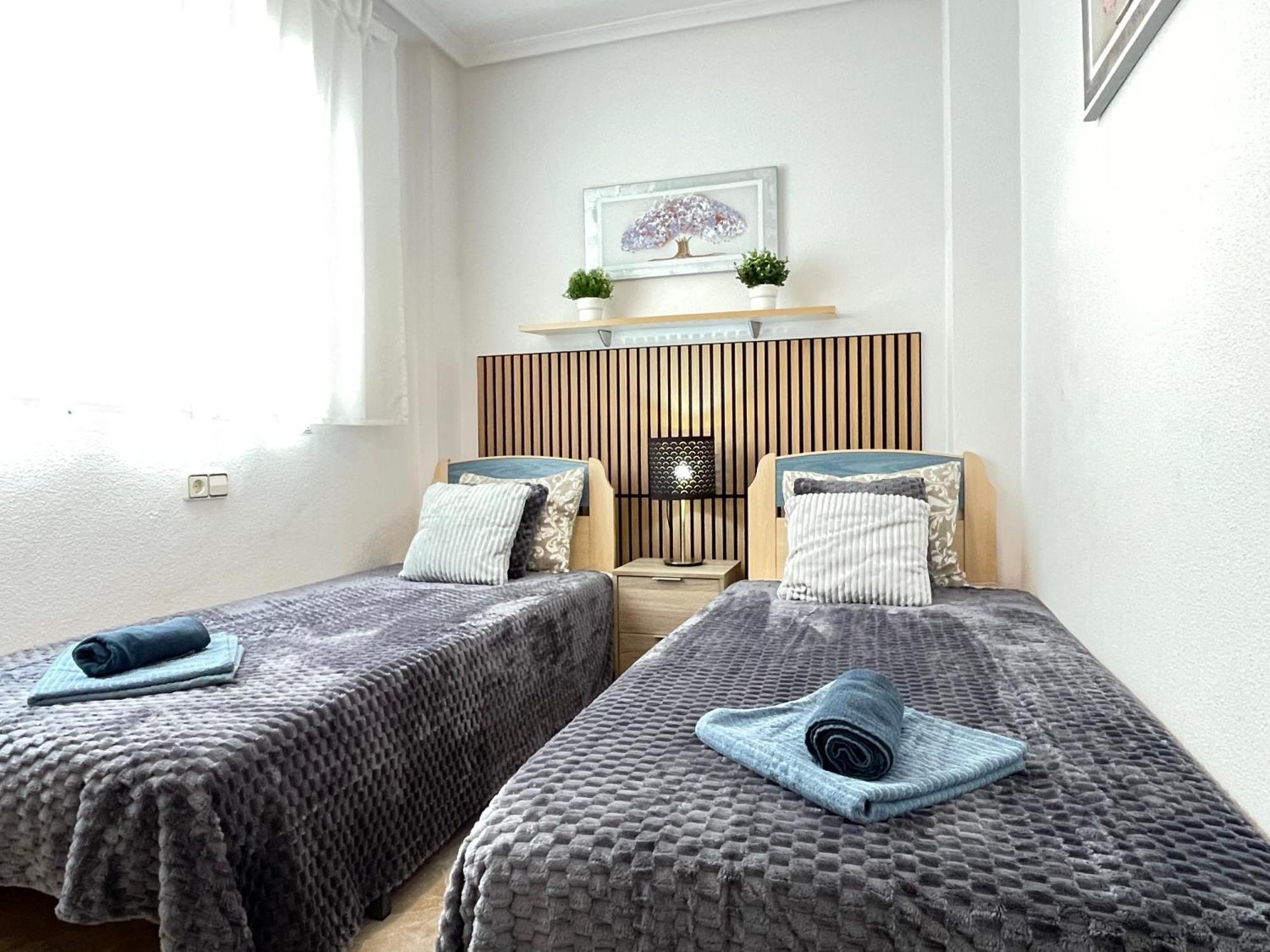 Superior La Playa! 3 Bedrooms! 2 Baths! Air Condition! Side Sea View! Torrevieja Buitenkant foto