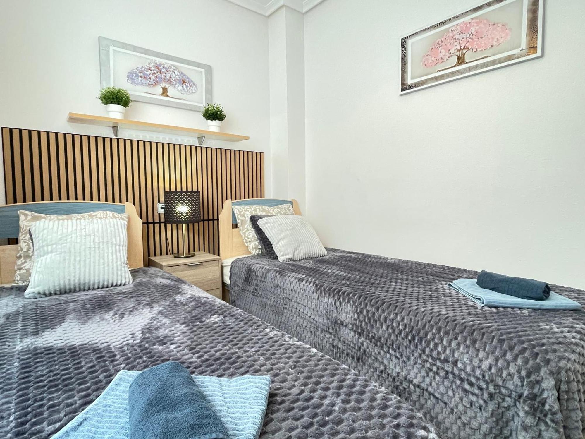Superior La Playa! 3 Bedrooms! 2 Baths! Air Condition! Side Sea View! Torrevieja Buitenkant foto